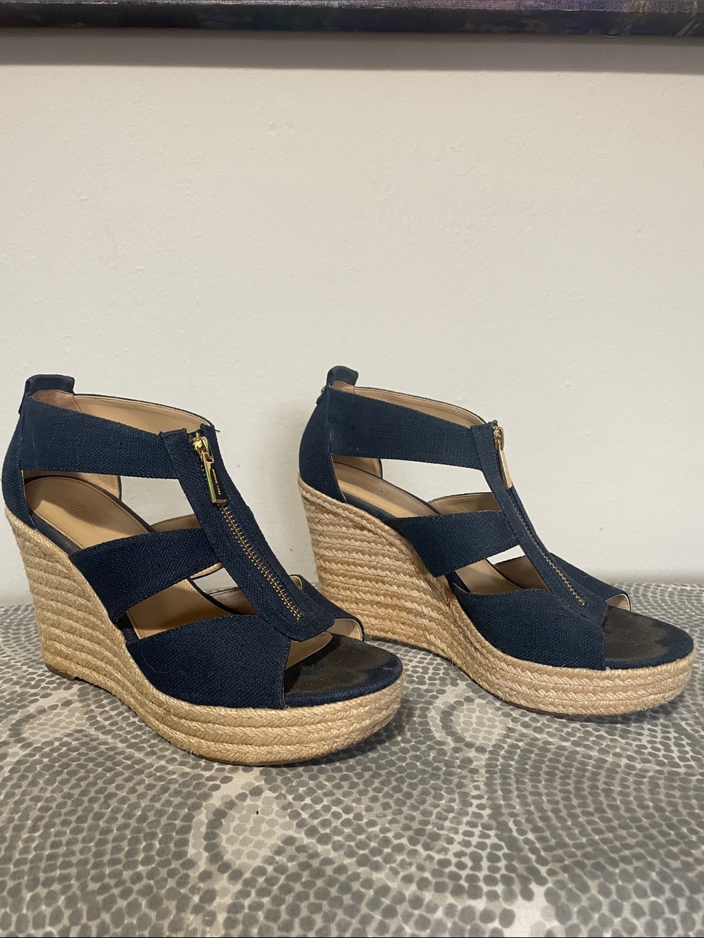 Michael Kors Navy Canvas Zip Front Espadrille Wedges. Size 8.5.